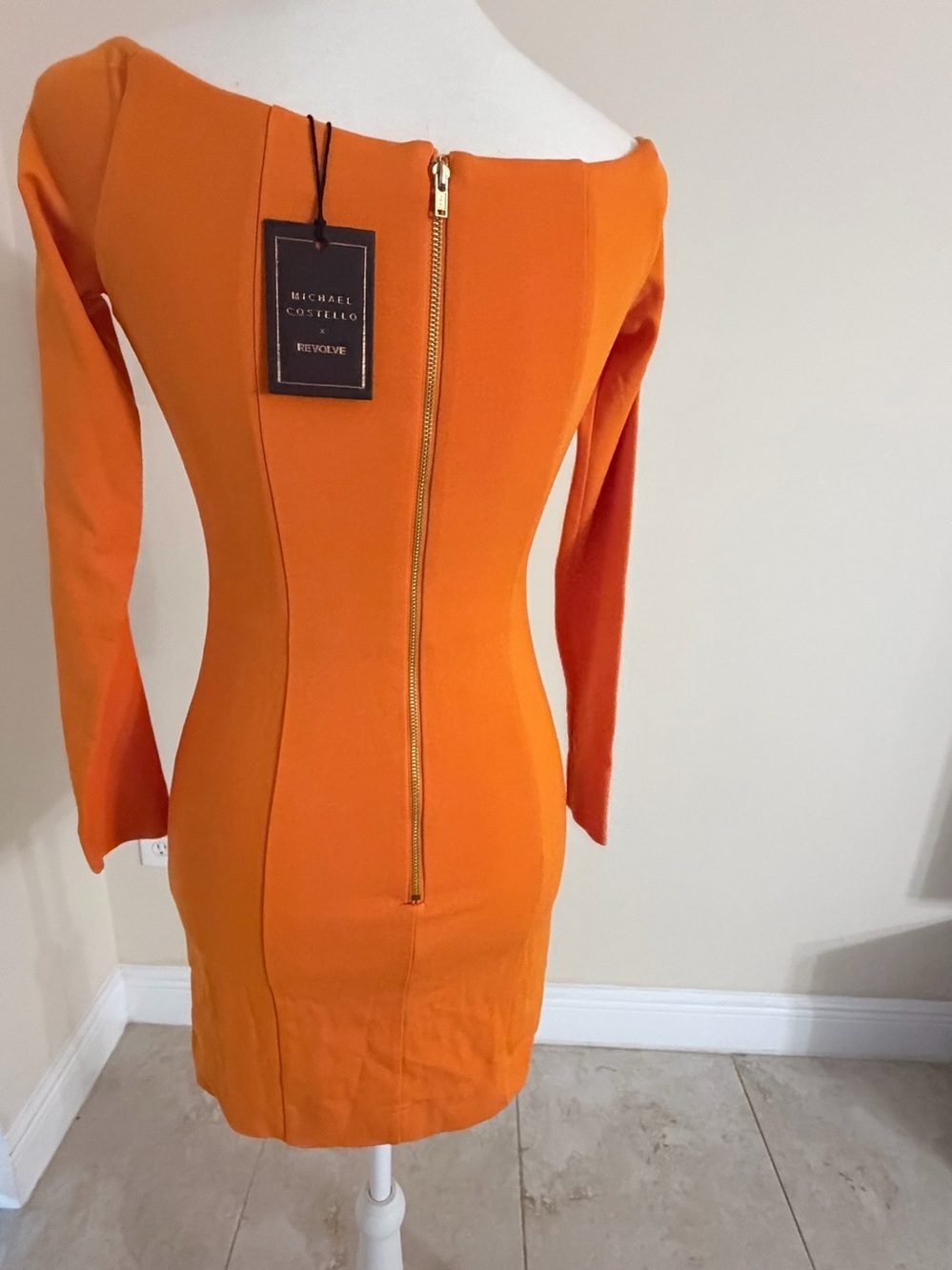 Michael Costello Orange Off-Shoulder Long Sleeve Bodycon Dress - Picture 6 of 11